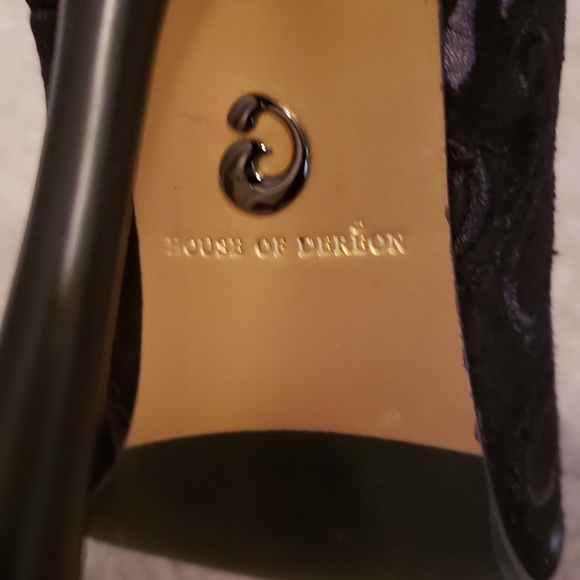 Black heels from House of Dereon - Picture 4 of 6